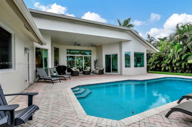 2922 Medinah, Weston, FL 33332