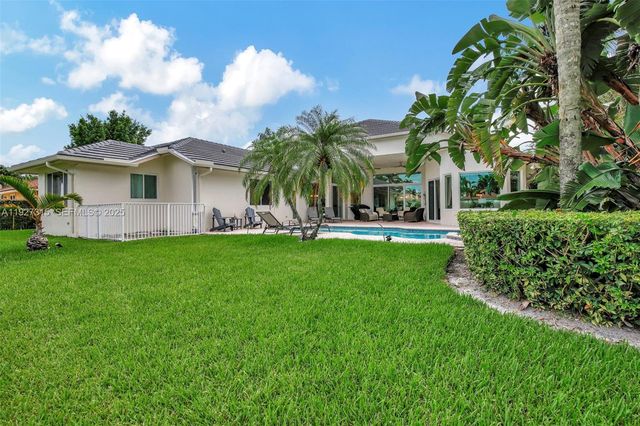 2922 Medinah, Weston, FL 33332
