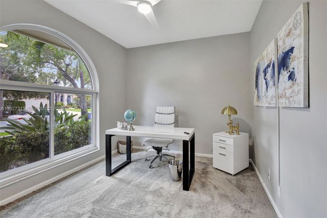 2922 Medinah, Weston, FL 33332