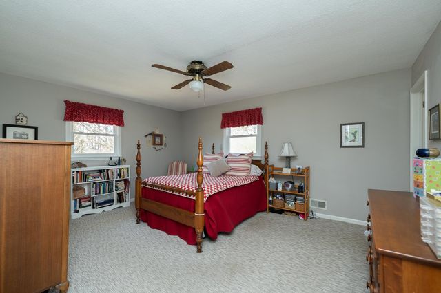 332 St James Drive, Spartanburg, SC 29301