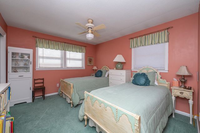 332 St James Drive, Spartanburg, SC 29301