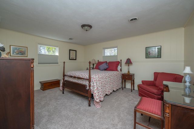 332 St James Drive, Spartanburg, SC 29301