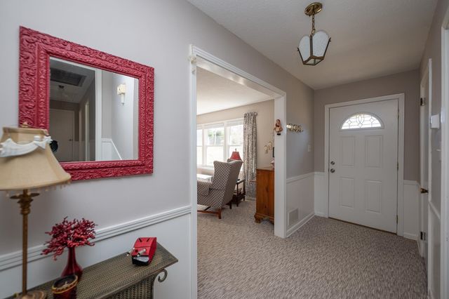 332 St James Drive, Spartanburg, SC 29301