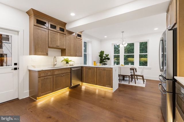 307 M ST NE, Washington, DC 20002