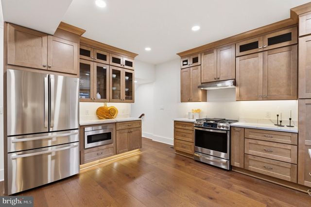 307 M ST NE, Washington, DC 20002
