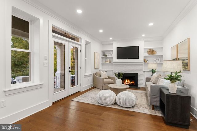 307 M ST NE, Washington, DC 20002