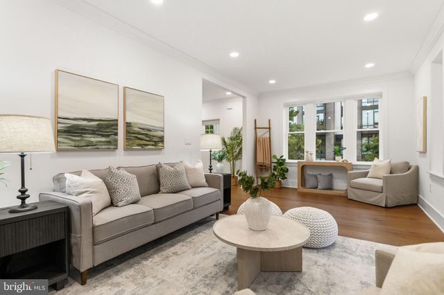 307 M ST NE, Washington, DC 20002
