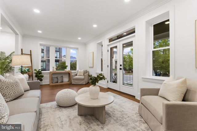 307 M ST NE, Washington, DC 20002