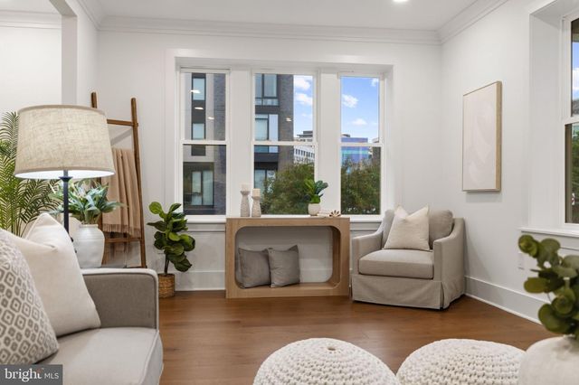 307 M ST NE, Washington, DC 20002