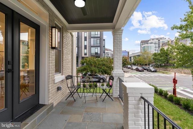 307 M ST NE, Washington, DC 20002
