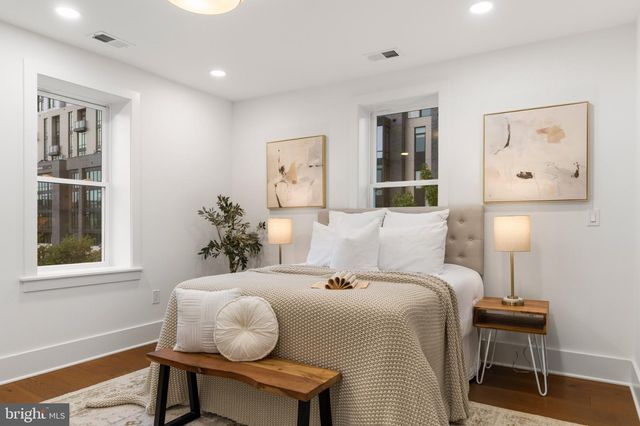307 M ST NE, Washington, DC 20002