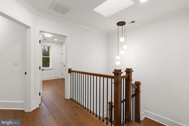 307 M ST NE, Washington, DC 20002