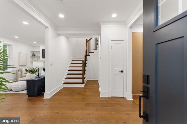 307 M ST NE, Washington, DC 20002