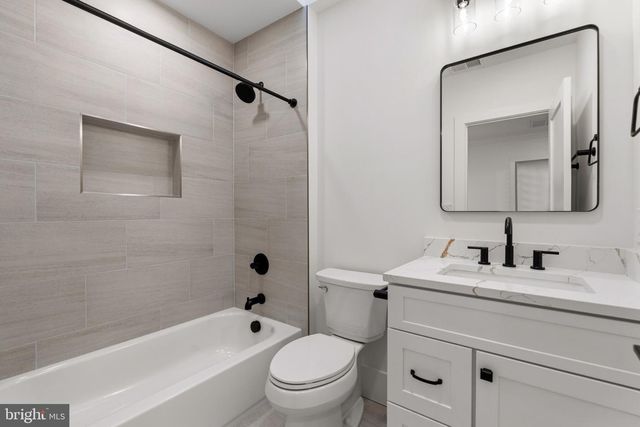 307 M ST NE, Washington, DC 20002