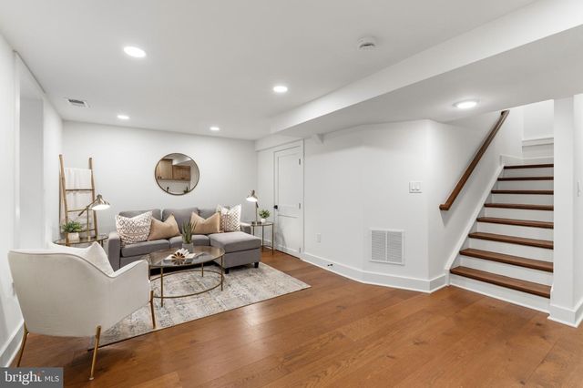 307 M ST NE, Washington, DC 20002
