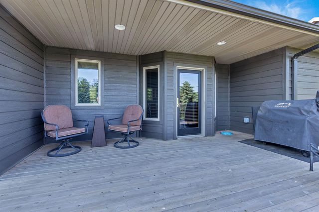 47862 Atterbury Ct Court, Harrisburg, SD 57032