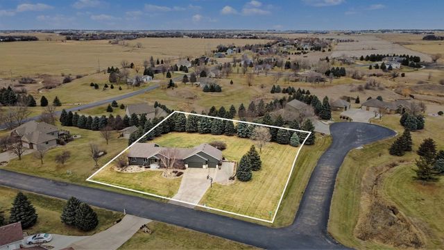 47862 Atterbury Ct Court, Harrisburg, SD 57032