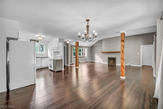 10906 Fitzwater Road, Brecksville, OH 44141