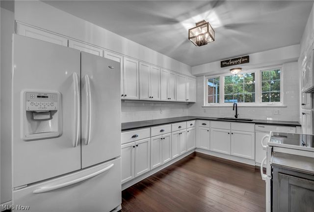10906 Fitzwater Road, Brecksville, OH 44141