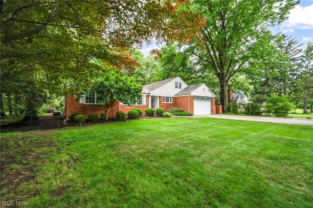 10906 Fitzwater Road, Brecksville, OH 44141