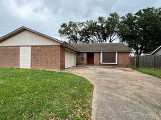 1911 Willowbend, Wharton, TX 77488