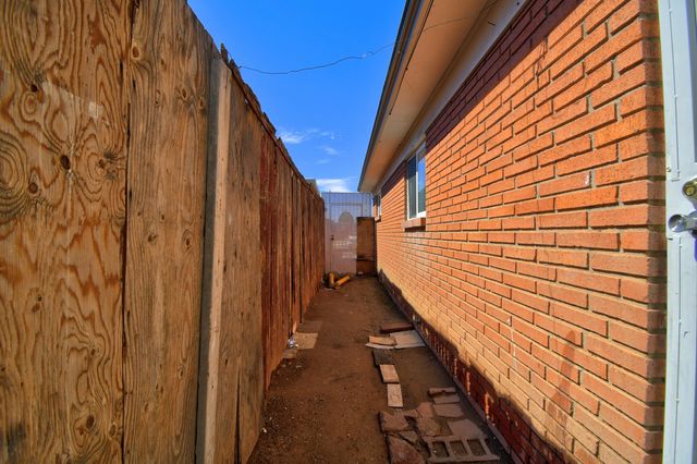 3513 Crest Avenue SE, Albuquerque, NM 87106