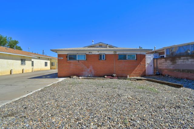 3513 Crest Avenue SE, Albuquerque, NM 87106