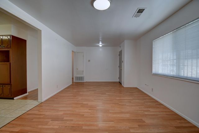 3513 Crest Avenue SE, Albuquerque, NM 87106