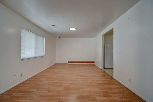 3513 Crest Avenue SE, Albuquerque, NM 87106