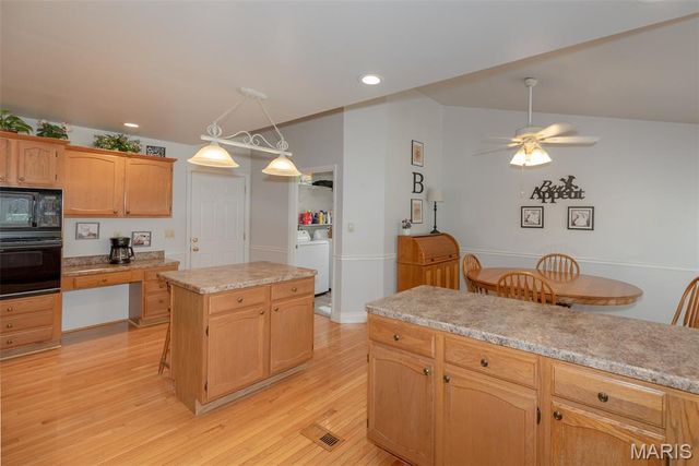 3027 Piney Pointe Drive, St Louis, MO 63129