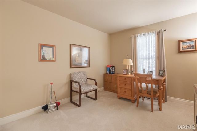 3027 Piney Pointe Drive, St Louis, MO 63129