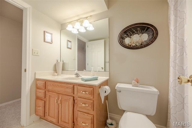 3027 Piney Pointe Drive, St Louis, MO 63129