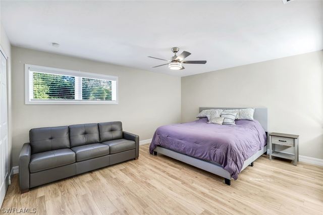 547 Cormorant CV, Naples, FL 34113