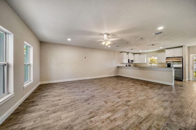 8411 DAVES HOMES PLACE, Tampa, FL 33614