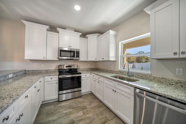 8411 DAVES HOMES PLACE, Tampa, FL 33614