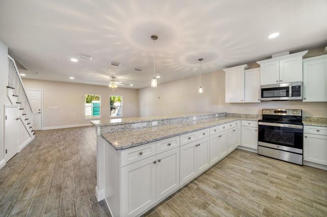 8411 DAVES HOMES PLACE, Tampa, FL 33614