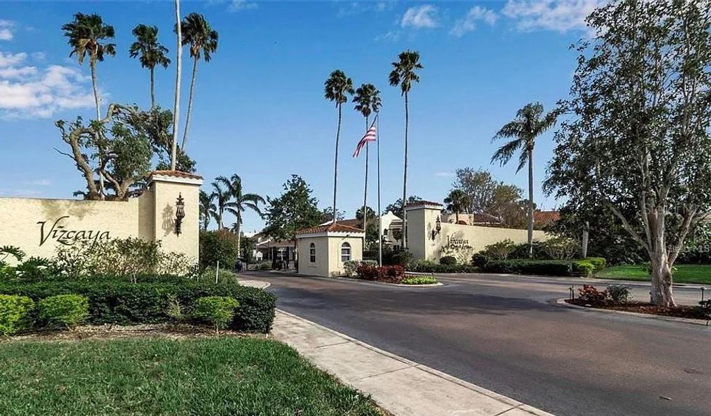 Image 38 of property listing at 6101 34TH STREET W 31H, Bradenton, FL 34210