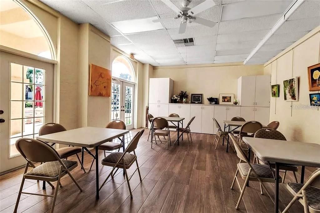 Image 46 of property listing at 6101 34TH STREET W 31H, Bradenton, FL 34210