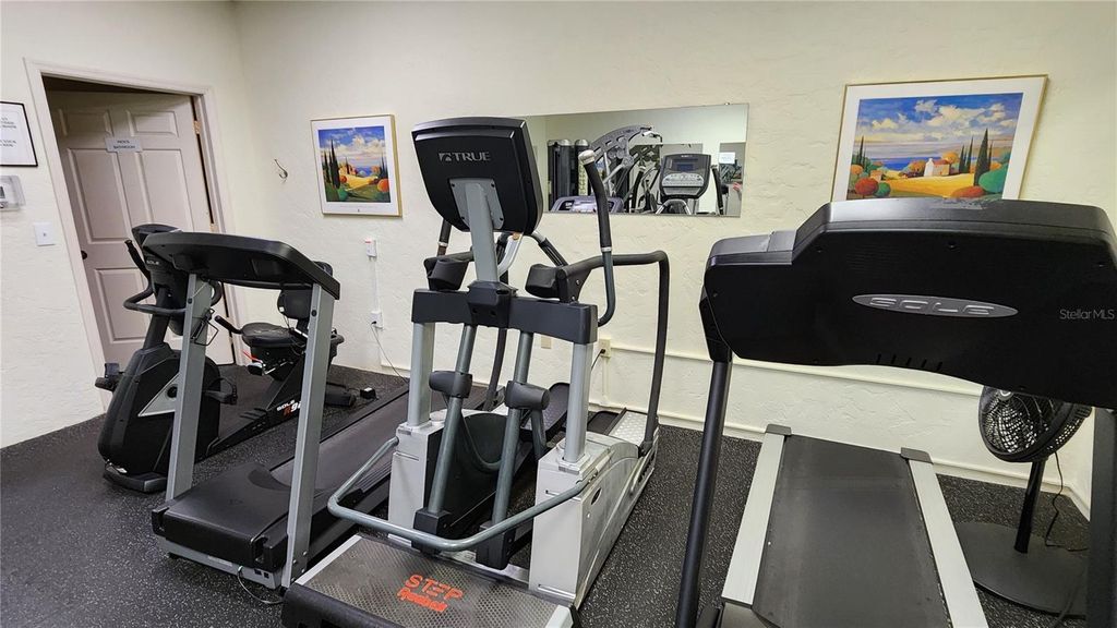 Image 47 of property listing at 6101 34TH STREET W 31H, Bradenton, FL 34210