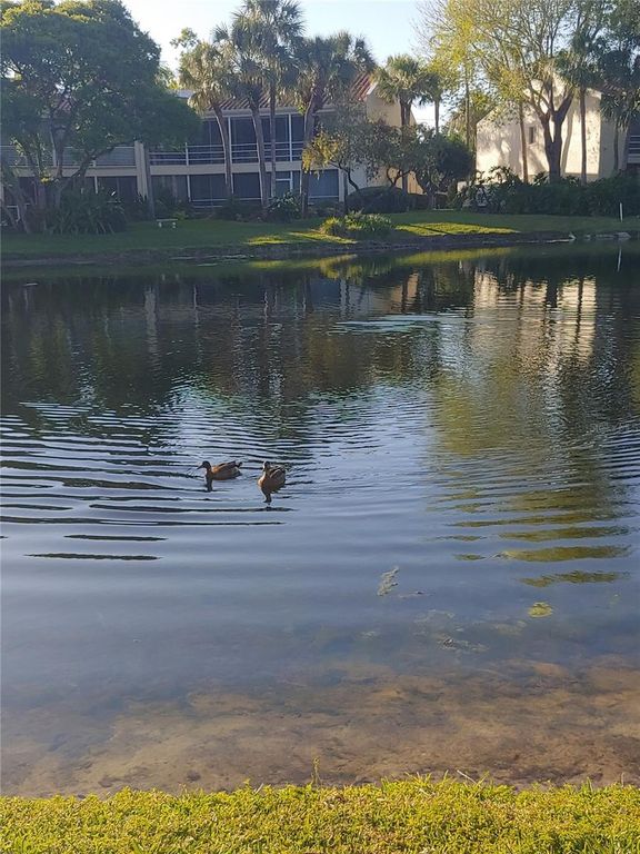 Image 51 of property listing at 6101 34TH STREET W 31H, Bradenton, FL 34210