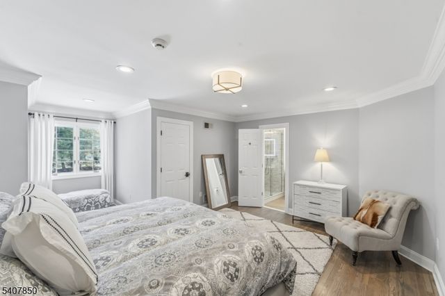 2 Stewart Ct, Old Tappan Boro, NJ 07675