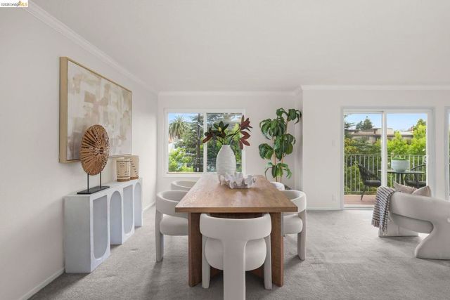 695 Mariposa Ave 401, Oakland, CA 94610