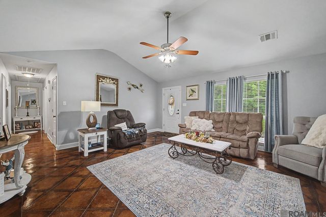 36149 Walker North Rd, Walker, LA 70785