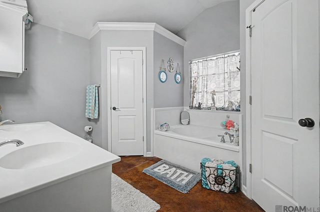 36149 Walker North Rd, Walker, LA 70785