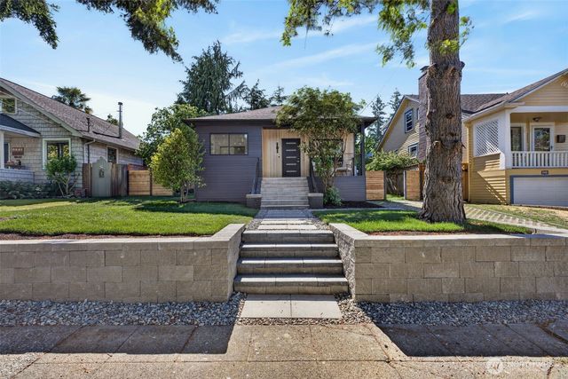 3247 40th Avenue SW, Seattle, WA 98116