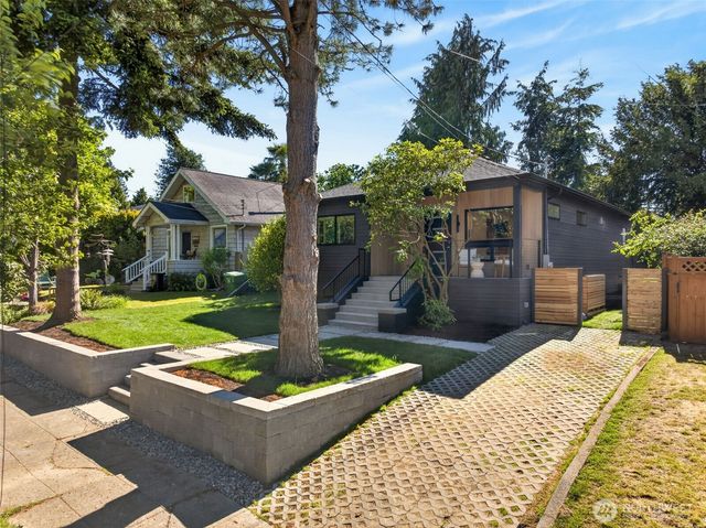 3247 40th Avenue SW, Seattle, WA 98116