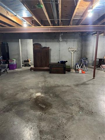 716 SW Brome Drive, Grain Valley, MO 64029