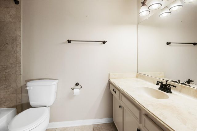 12176 Beamer Road, Houston, TX 77089