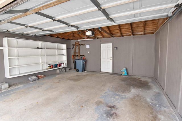 12176 Beamer Road, Houston, TX 77089