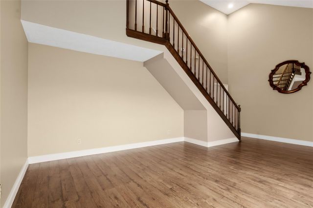 12176 Beamer Road, Houston, TX 77089
